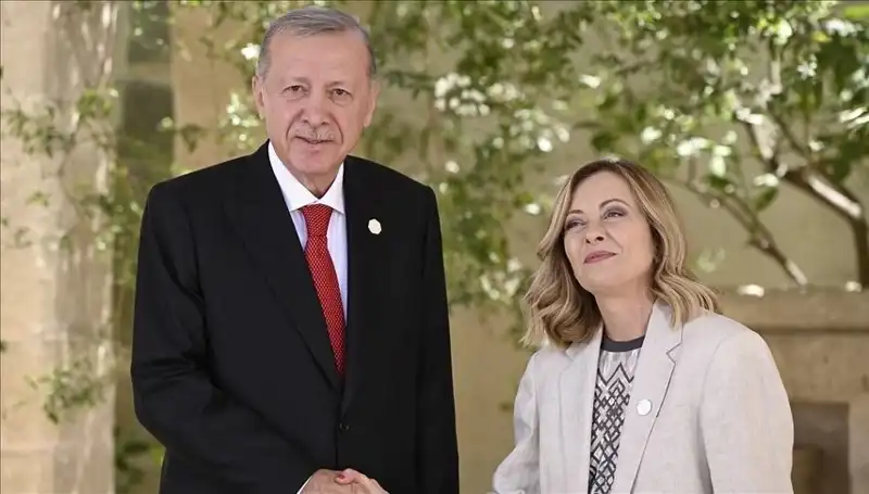 İstanbul’da Akdeniz Zirvesi: Erdoğan, İtalya ve Libya Başbakanları ile Bir Araya Geliyor