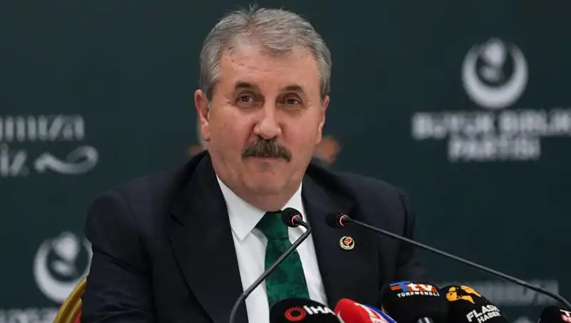 BBP Genel Başkanı Destici'den Terörsüz Türkiye Çağrısı ve Güven Sorunları