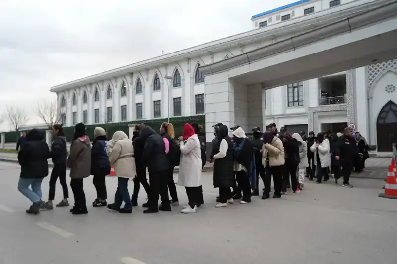 Dolandırıcıların Yapay Zeka İle Sıra Dışı Yöntemi: Kadın Görselleri ve 483 Milyon Liralık Vurgun