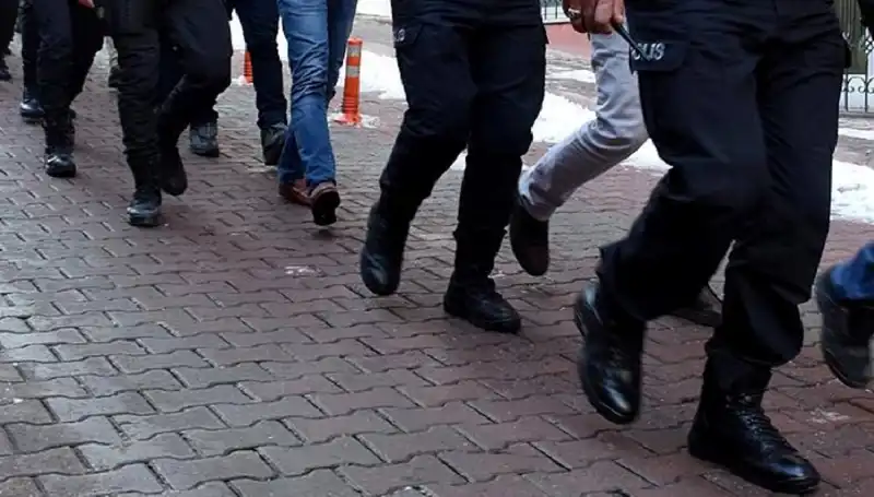 Muğla'da Uyuşturucu Operasyonu: 24 Kişi Tutuklandı, Şok Edici Detaylar Ortaya Çıktı!