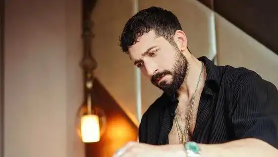 Ünlü Oyuncu Emre Bulut'a Şok Suçlama: Sahte Komiser Olmakla İddia Ediliyor!