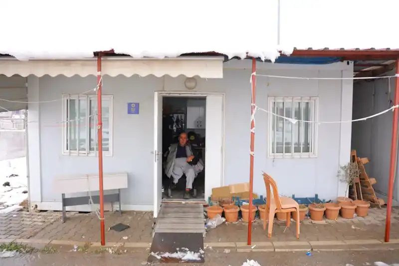 Depremin 6. Gününde Hayata Dönen Şanslı Kurtulan: "Hala Hayattayım"