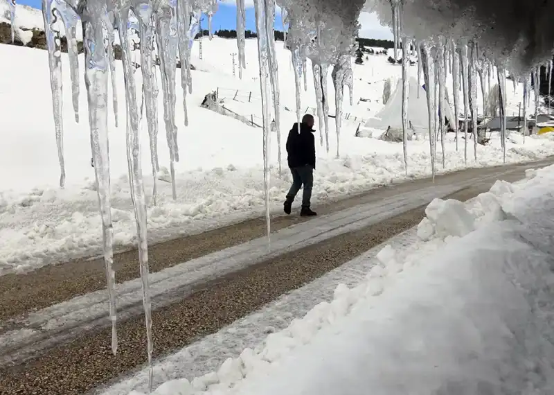 Kar Yağmuru Yerini Dondurucu Soğuğa Bıraktı: Sıcaklık Eksi 26'ya Düşüyor
