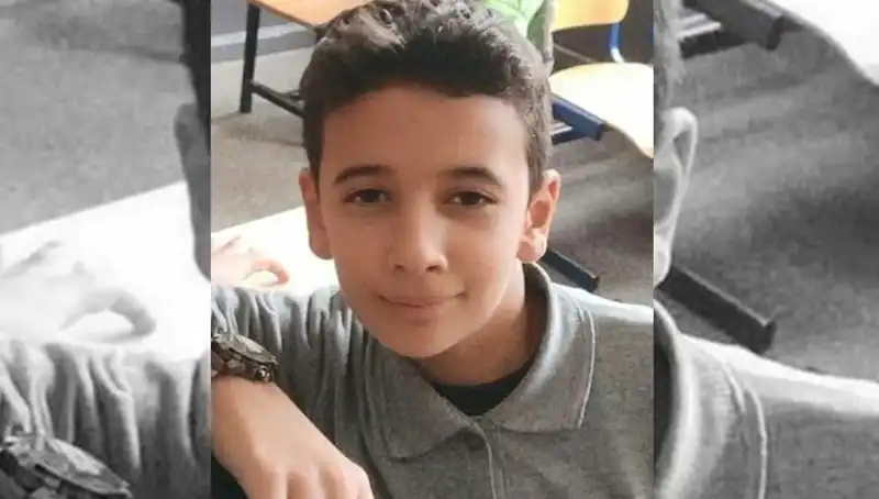 Okula Gitmek İçin Evden Çıkan Burak'tan Kayıp Haberi: Ailesi Endişeli