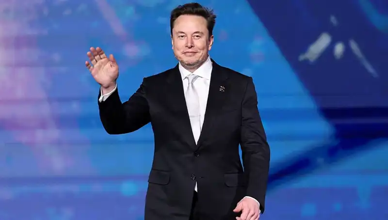 Tesla, Kendi "Canavarı" Model S Plaid'i Neden Raffa Kaldırdı?